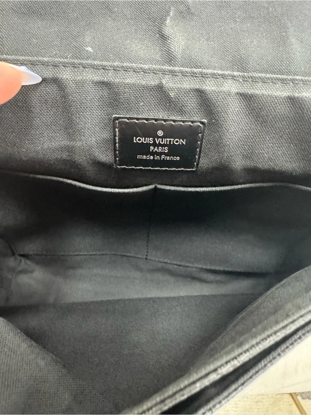 Louis Vuitton Black and Gray Damier Canvas Messenger Bag